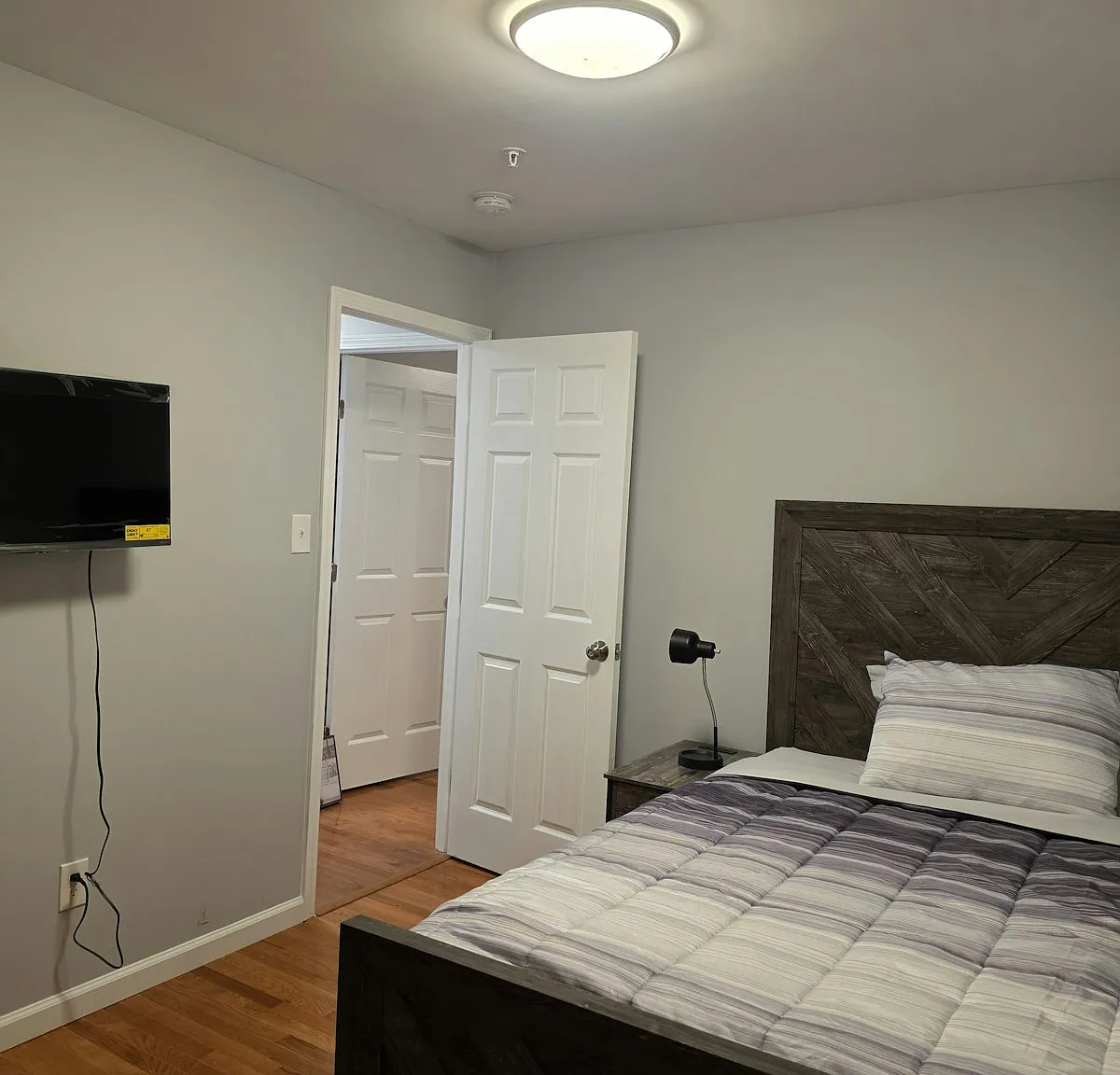 2804 Bellbrook Street, Unit Room C — Photo 1