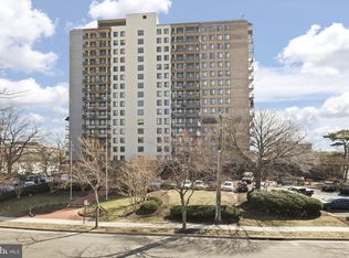 801 N Pitt St APT 306, Alexandria, VA 22314