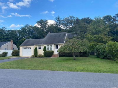 79 Burlington Boulevard, Smithtown, NY, 11787