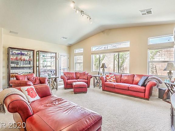 4th image of 124 Whitetail Archery Ave