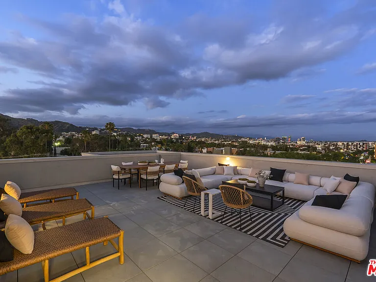 7428 Santa Monica Blvd #Penthouse 501 — Photo 20