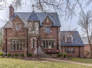 825 Audubon Dr, Saint Louis, MO