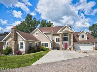 11472 Moffett Ct, Fenton, MI 48430