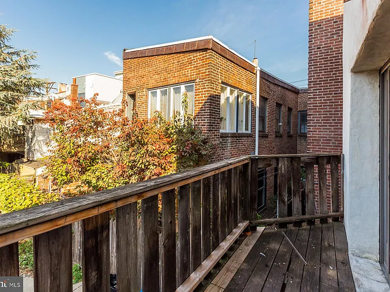 540 N 4th St #D — Photo 8