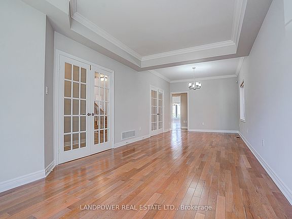 3rd image of 60 Valleyford Ave