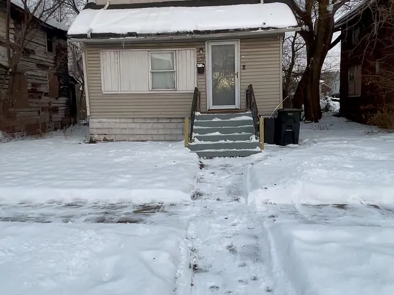 637 Vermont St — Photo 23