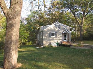 7689 McHenry St, Burlington, WI 53105