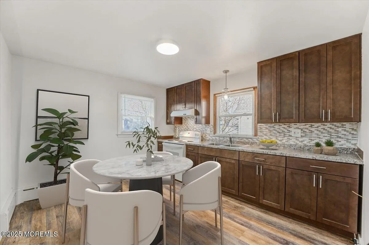 2 bed, $2,400 — Photo 2