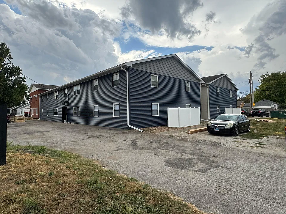 100 Outer Park Dr #100H