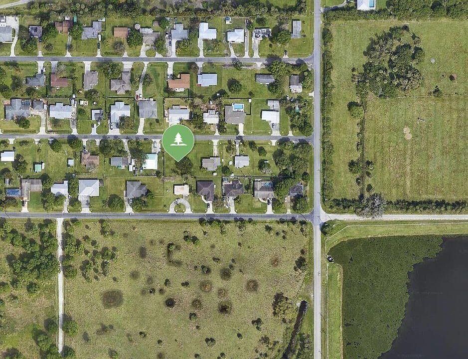 2nd image of Echo St