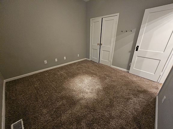 4th image of 402 W 3rd Ave APT 1