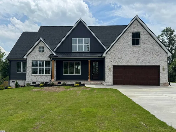 109 Oakdale Ave, Greer, SC 29651