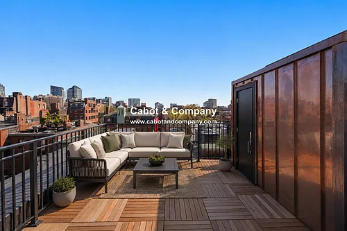 112 Myrtle St #PENTHOUSE Photo 1