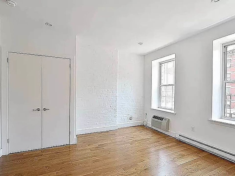 2nd image of 1355 2nd Ave APT 2B