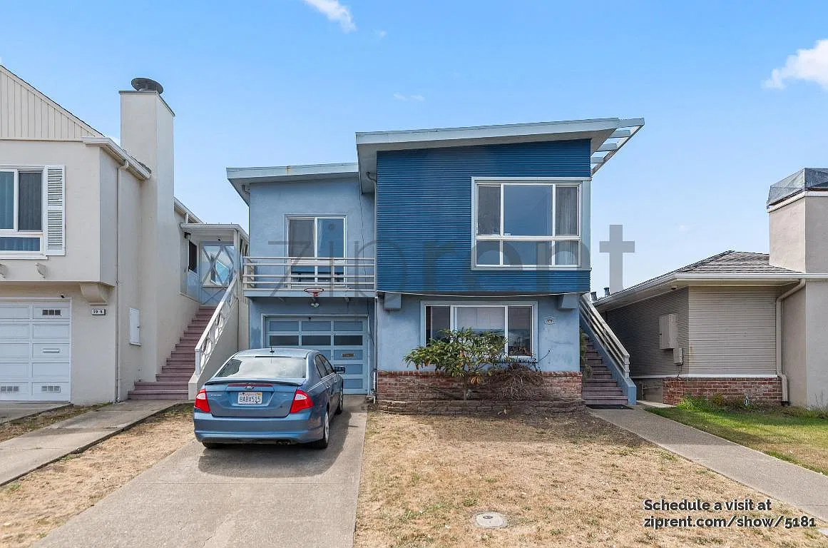 3 bed, 1120 sqft, $4,410 — Photo 1