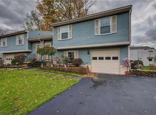 4166 Tommys Trl, Liverpool, NY 13090