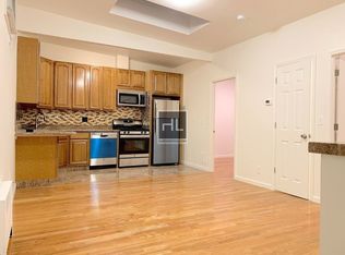105 Dupont St APT 2R, Brooklyn, NY 11222