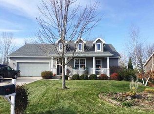 628 Featherwood Pass, Sun Prairie, WI 53590