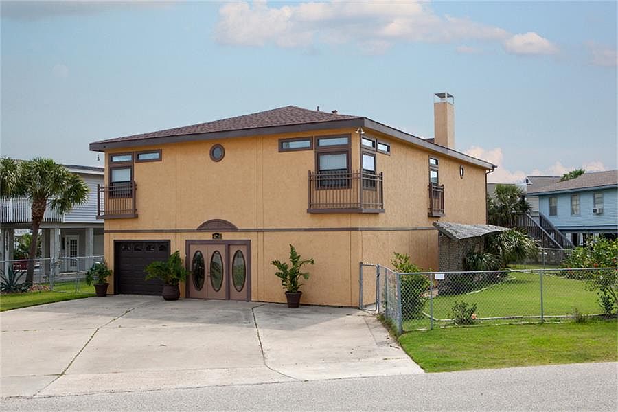 1st image of 4216 Bayside Way