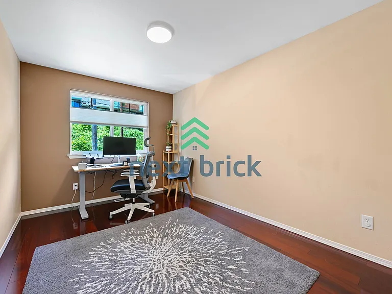 4084 Letitia Ave S — Photo 12