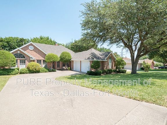 2nd image of 729 Robin Meadow Dr