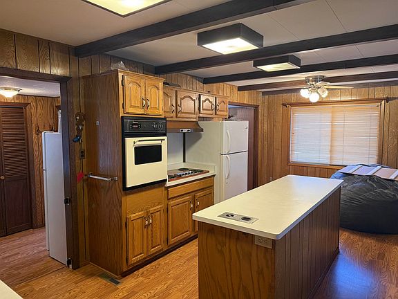 4th image of W2087 Great Bear Rd