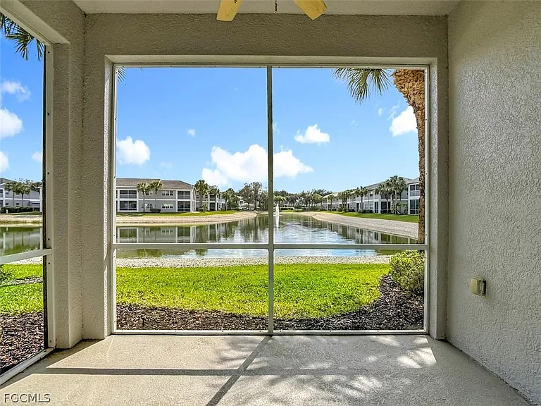 12151 Summergate Cir #R101 — Photo 33