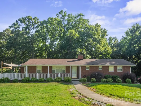 3303 Pikeview Rd, Fort Mill, SC 29715