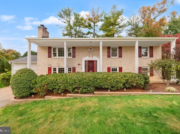 2418 Caron Ln, Falls Church, VA 22043