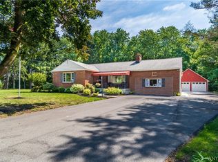 347 Miller Rd, Getzville, NY 14068