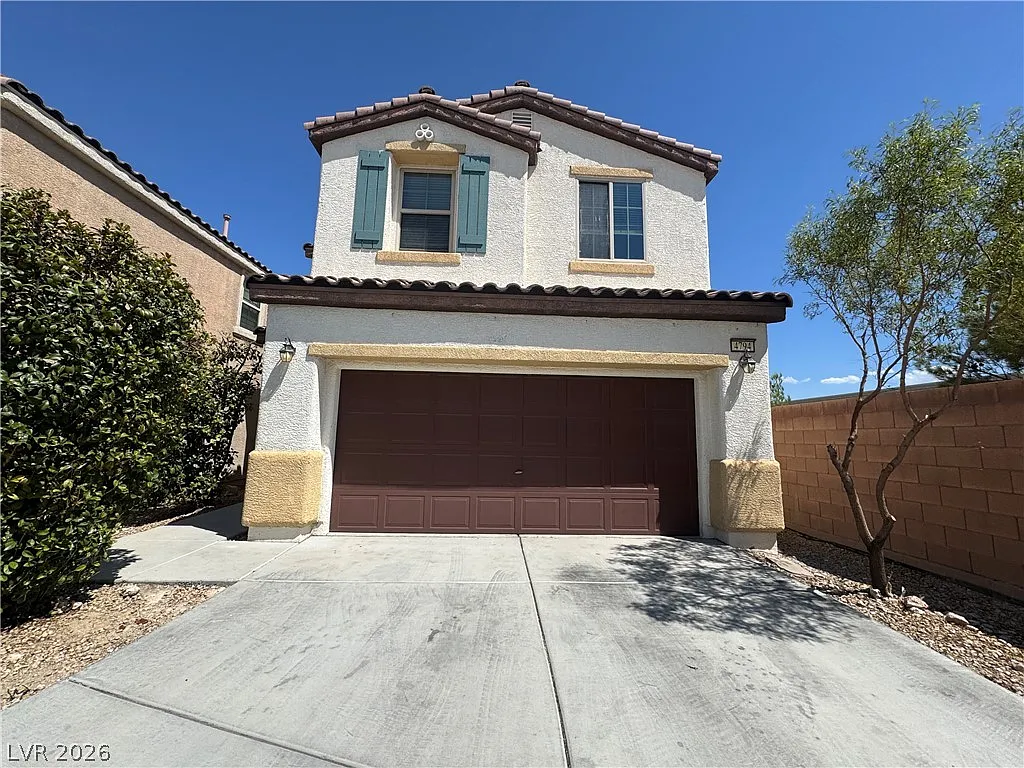 3 bed, 2.5 bath, 1429 sqft, $1,850 — Photo 2