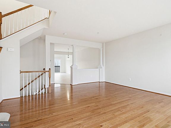 4th image of 3819 Cullingworth Rd