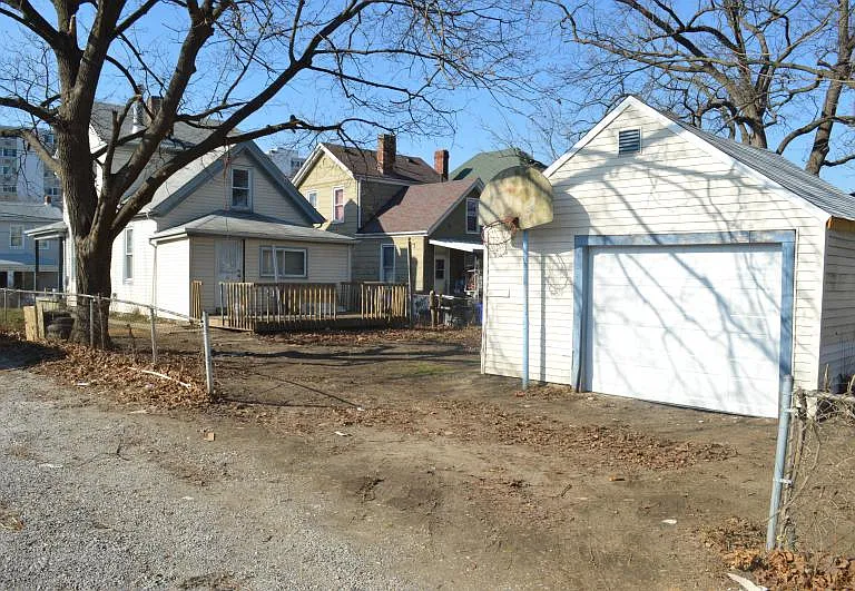2146 Benninghofen Ave — Photo 3
