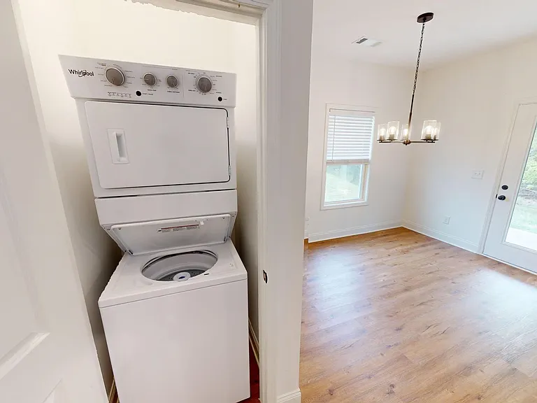 852 Levitan Dr — Photo 27