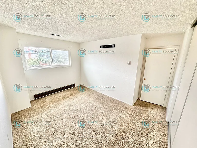 527 Smithridge Park — Photo 11