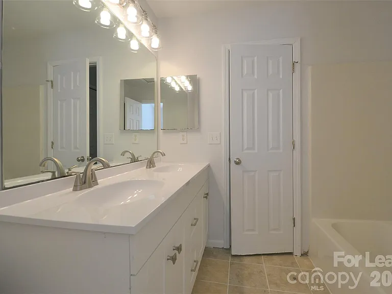 7539 Petrea Ln — Photo 19
