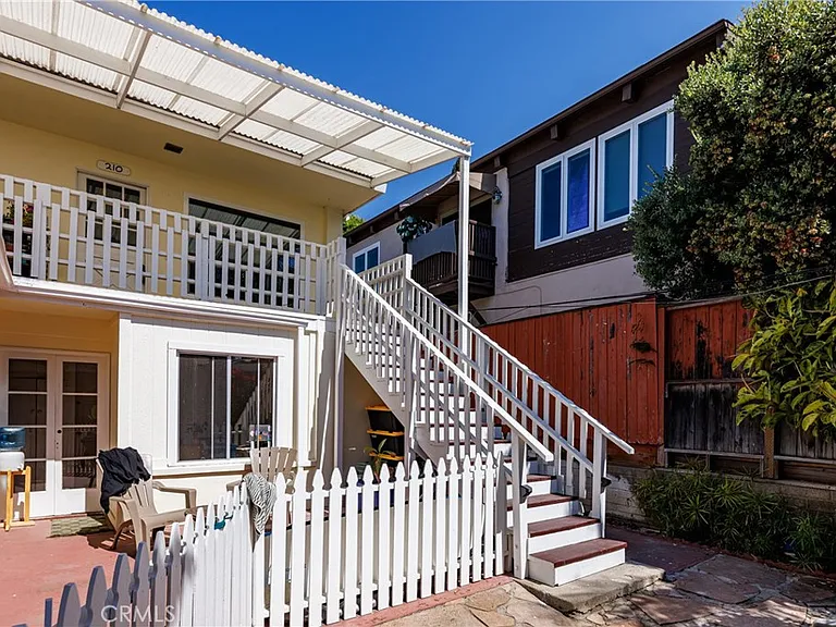 210 Cypress Dr — Photo 14