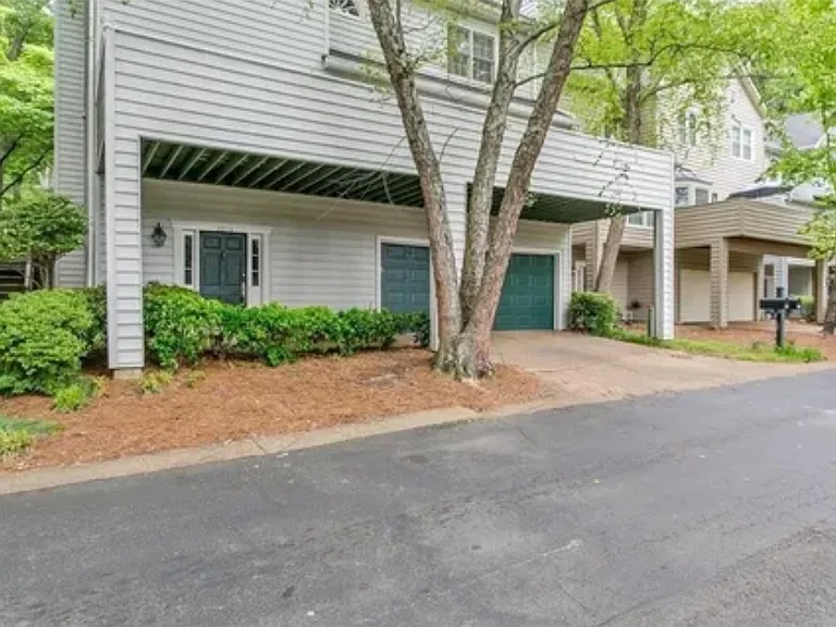 2304 Defoors Ferry Rd NW #2 — Photo 10