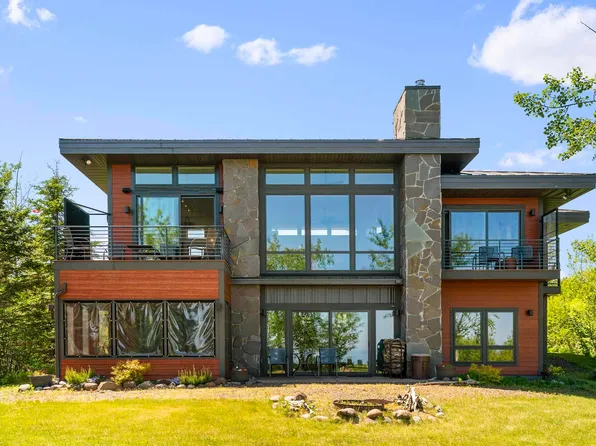 1558 Highway 61, Two Harbors, MN 55616