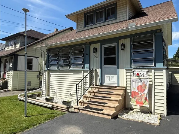 658 Cedar St, Elmira, NY 14904
