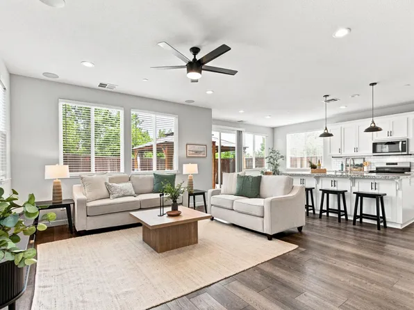 4095 Gloster Way, Sacramento, CA 95834