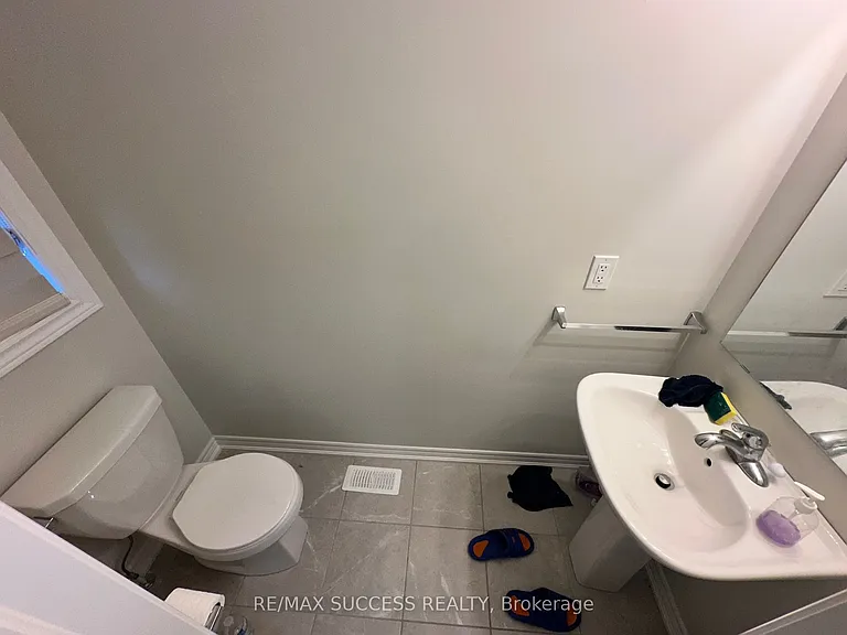 30 Mia Dr #7 — Photo 14