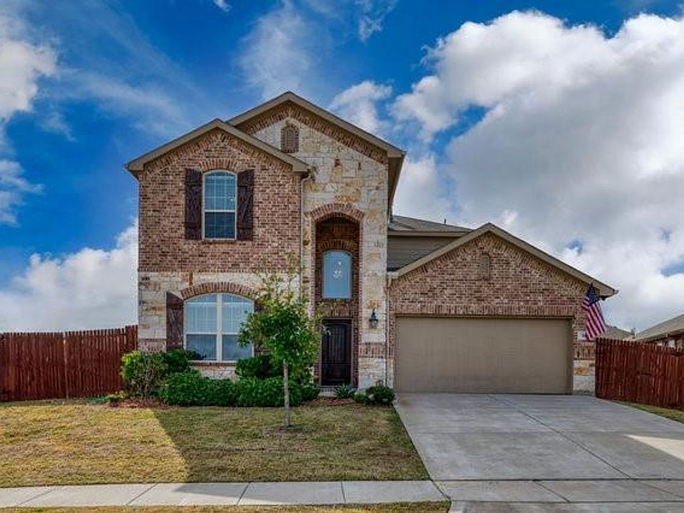 1st image of 382 Coral Vine Ln