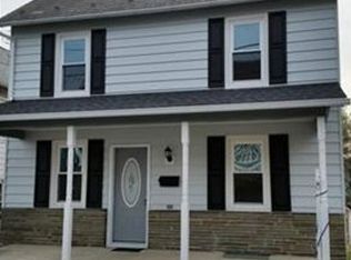 110 E High St, Nazareth, PA 18064