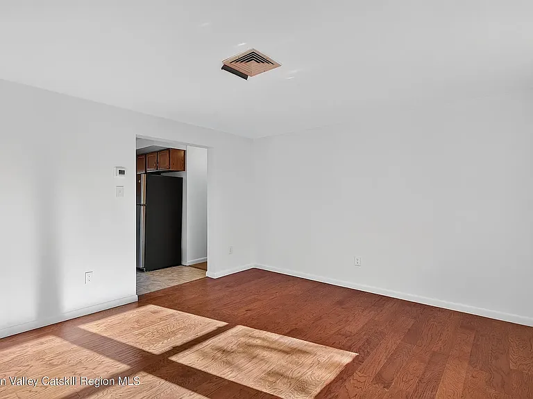 131 Barbarossa Ln #1 — Photo 9