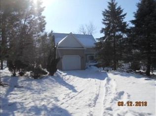 W9265 Oakland Pass, Cambridge, WI 53523