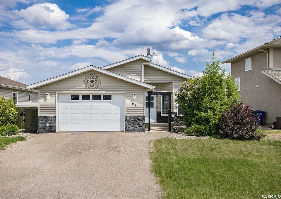 1st image of 63 Paradise Cir
