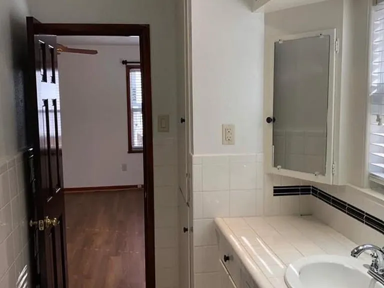 2448 White Oak Dr — Photo 9