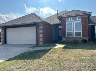 16109 Sonoma Lake Blvd, Edmond, OK 73003