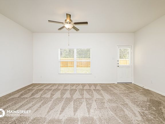 5th image of 26873 Steinbeck Dr